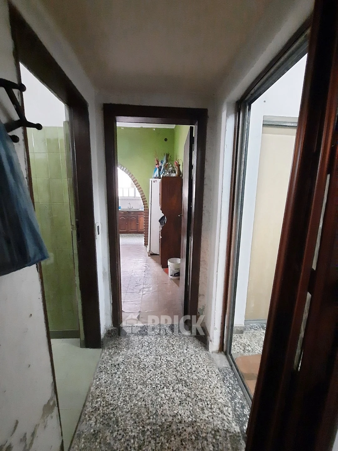 LAMADRID, AV. al 1600 16