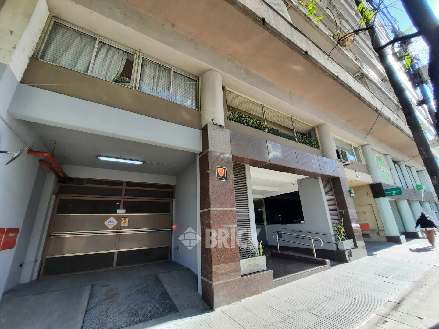 SANTA FE AV. al 4900 Piso 6 49