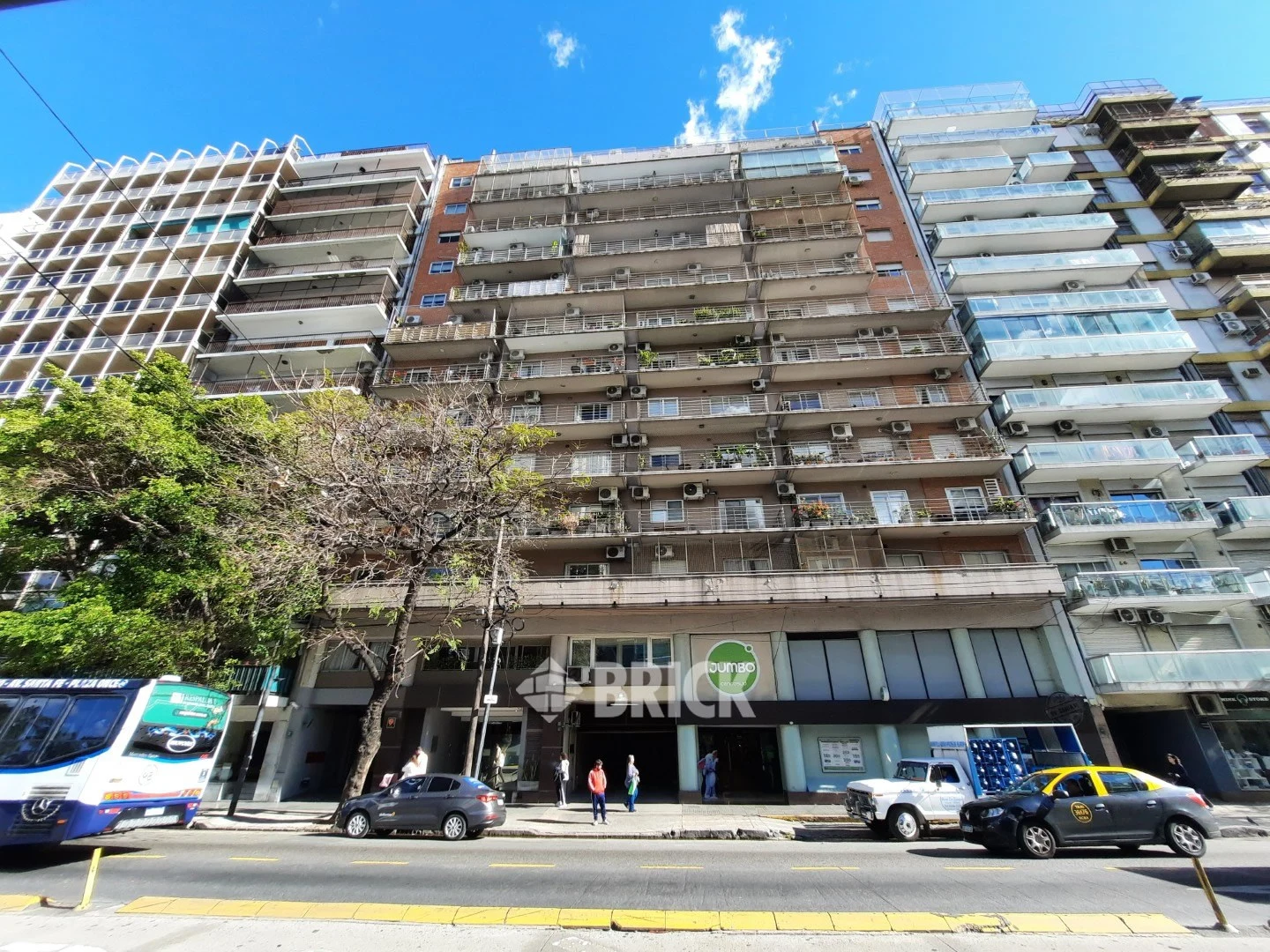 SANTA FE AV. al 4900 Piso 6 50