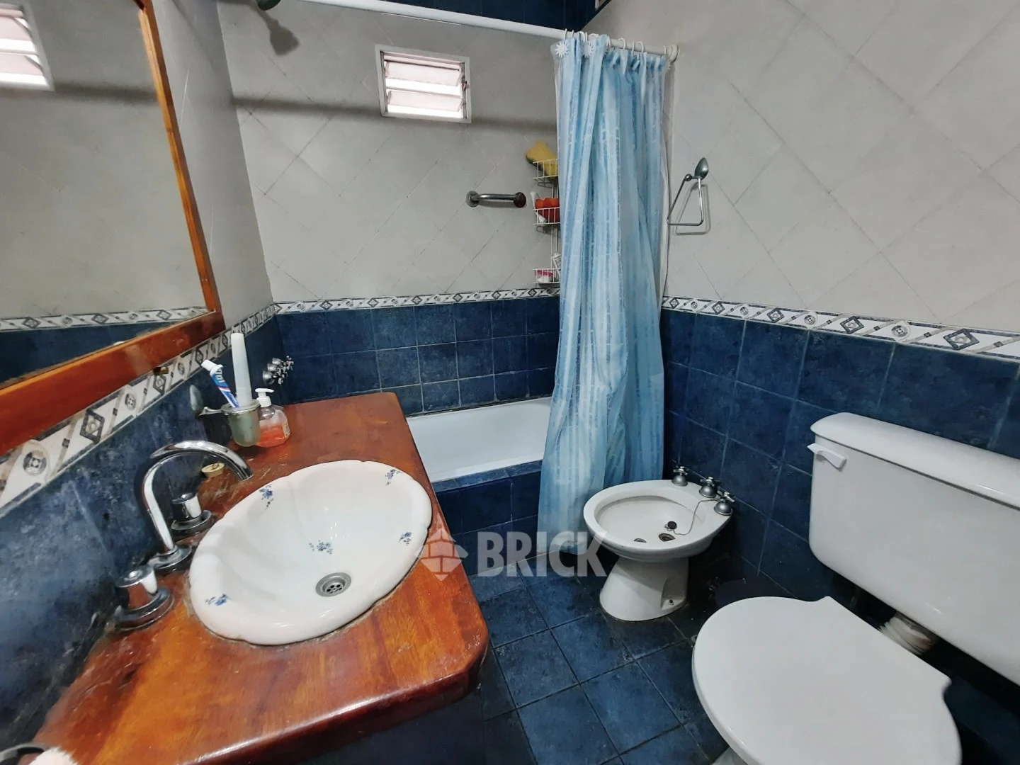 IRIGOYEN, GOBERNADOR al 400 Piso PB 16