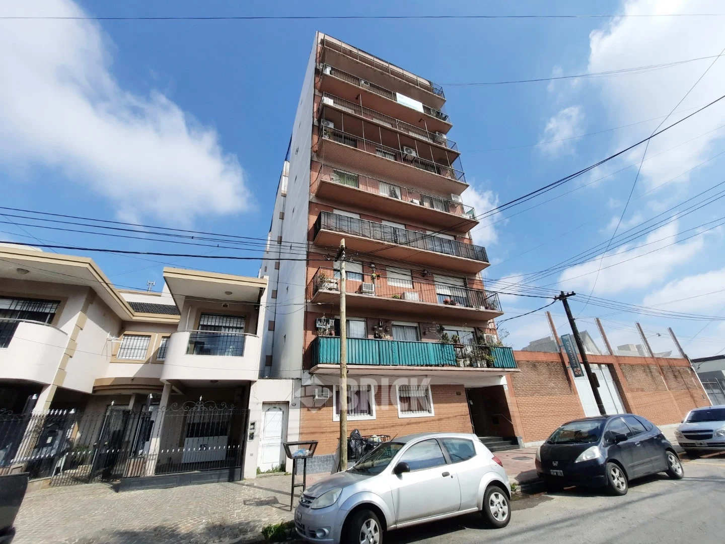 IRIGOYEN, GOBERNADOR al 400 Piso PB 24
