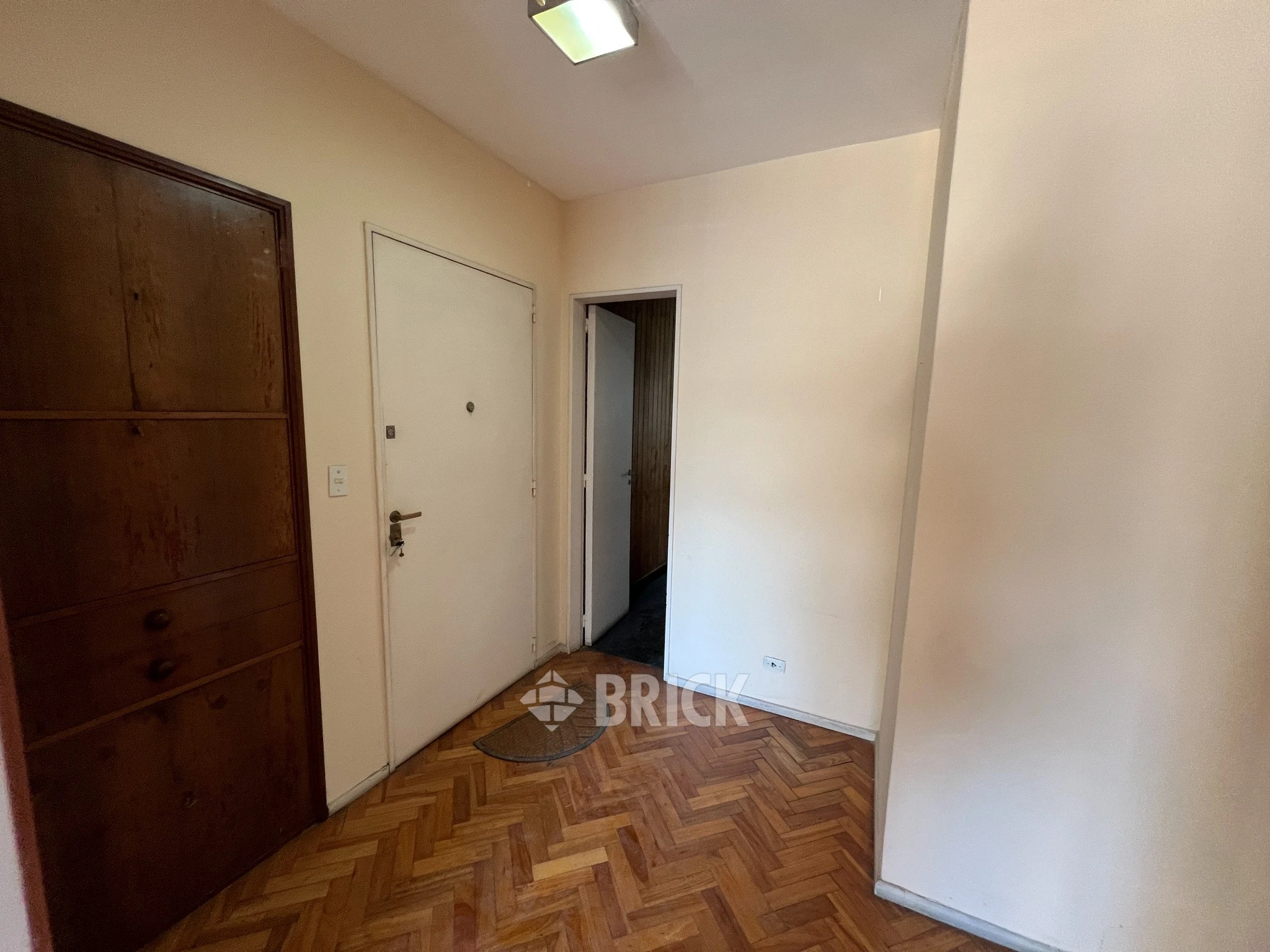ALVAREZ, DONATO, T. GRAL. al 300 Piso 5 3