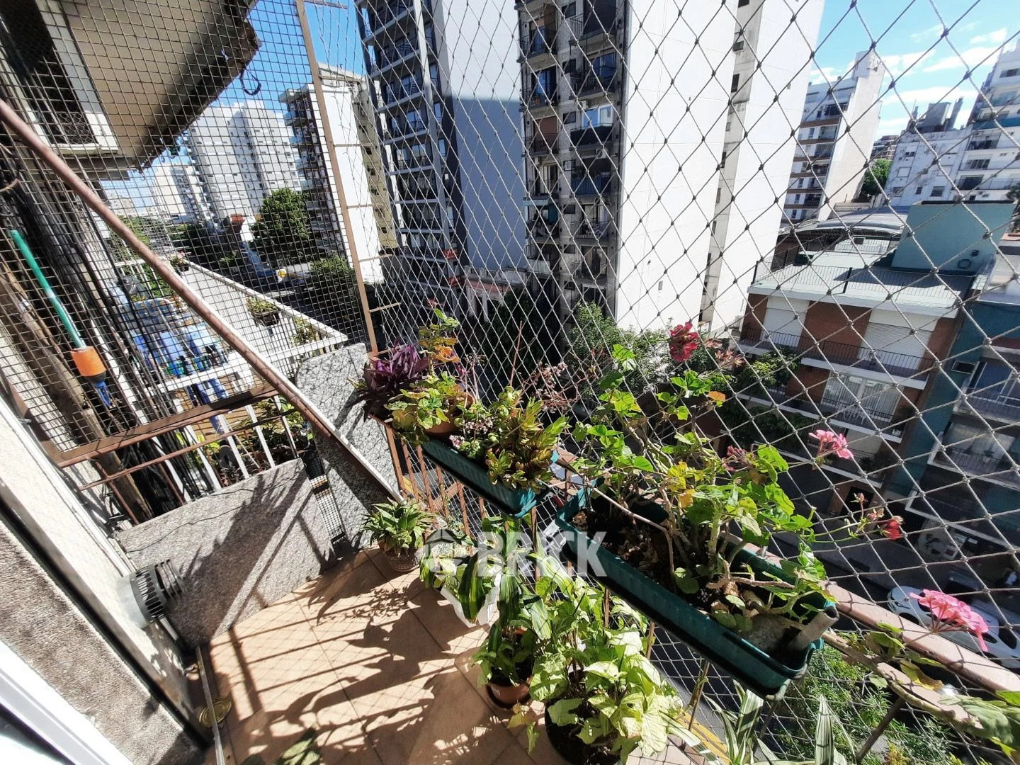 JUJUY AV. al 500 Piso 6 9