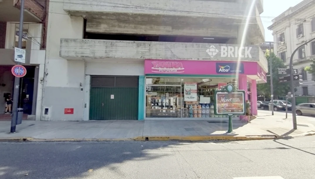 LAS HERAS GENERAL AV. al 2500 Piso 3 Nº 40 1