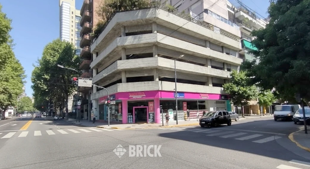 LAS HERAS GENERAL AV. al 2500 Piso 3 Nº 40 6