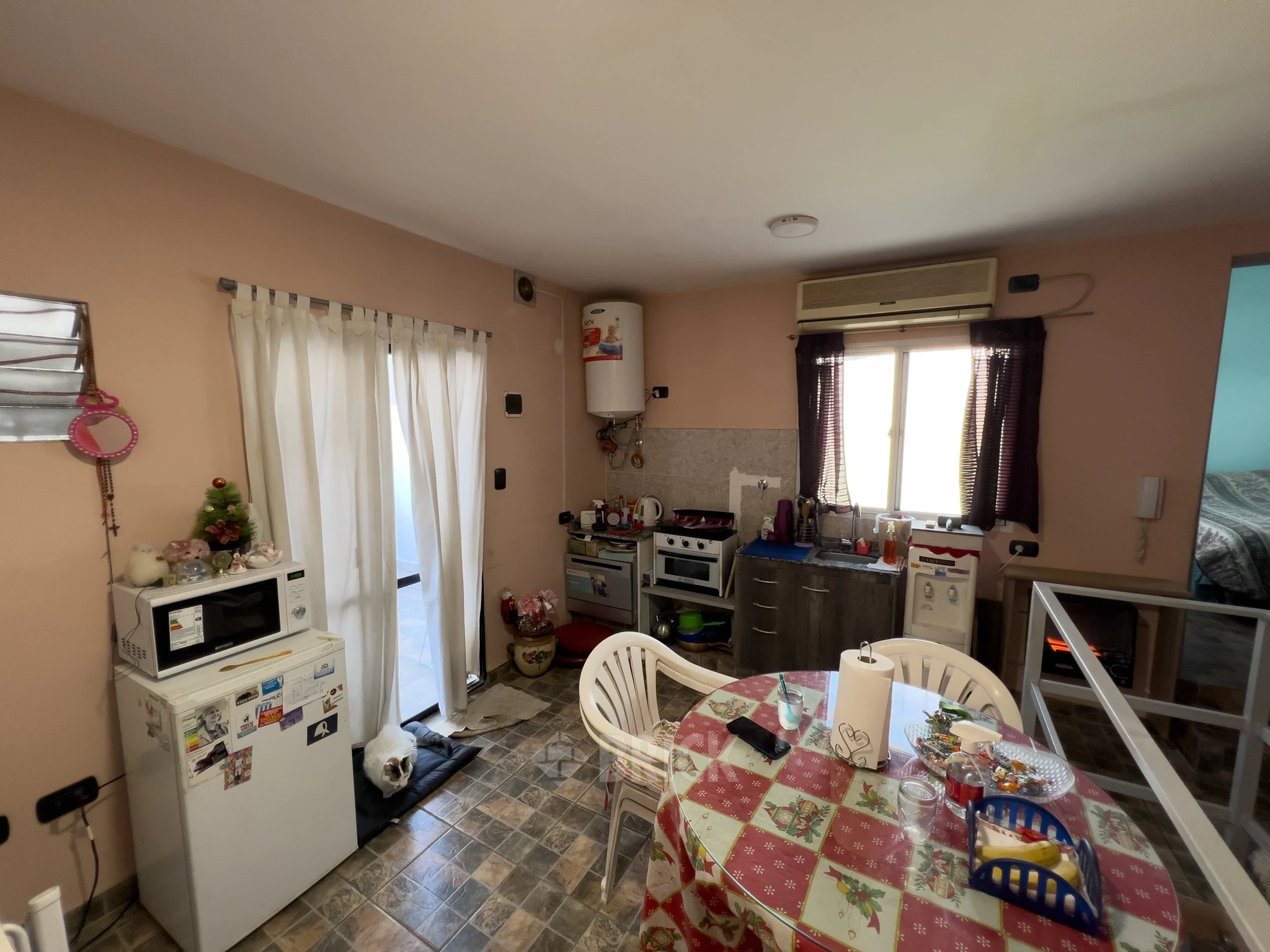 RIVADAVIA, AV. al 3800 Piso 1 13