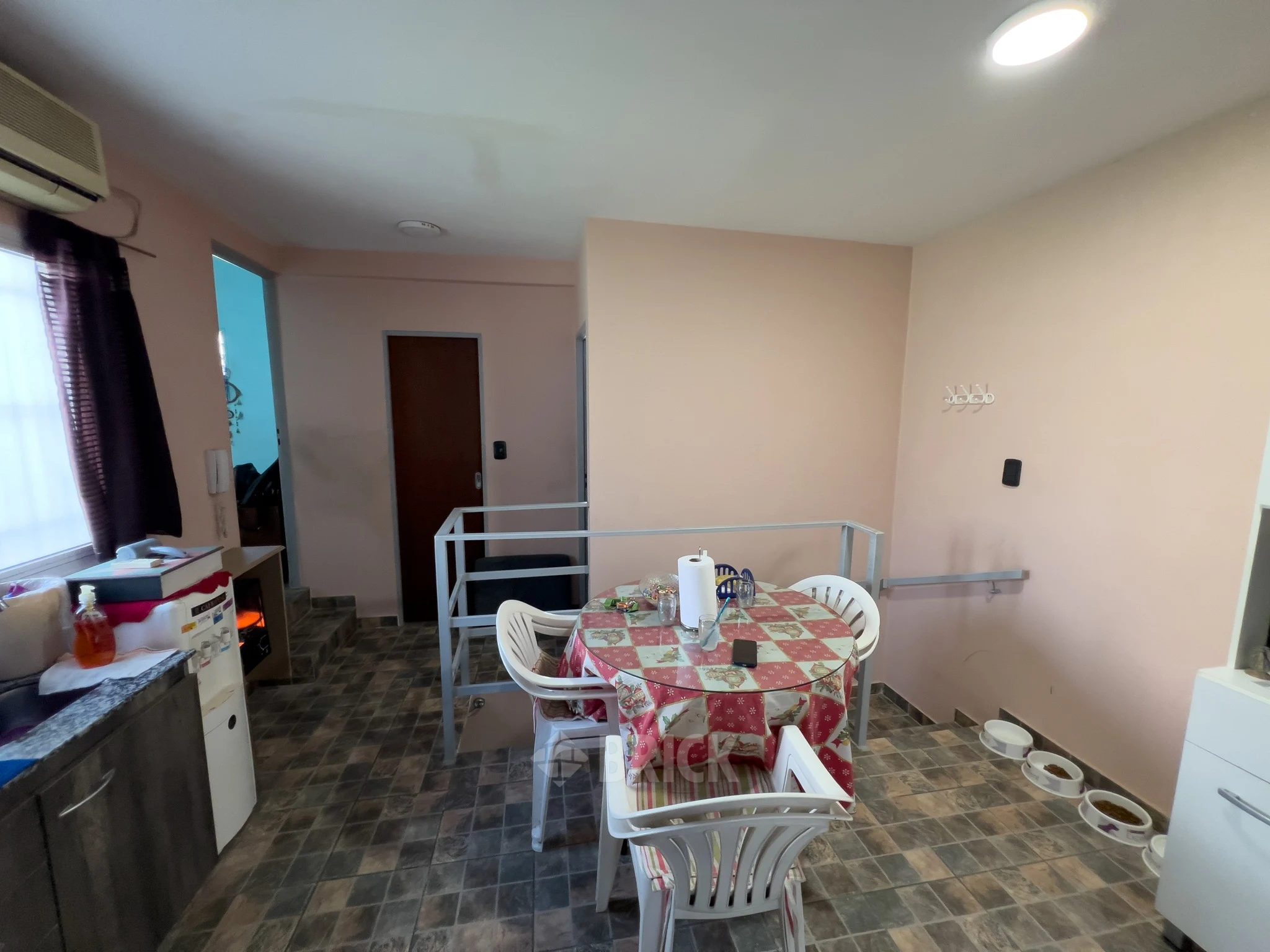 RIVADAVIA, AV. al 3800 Piso 1 14