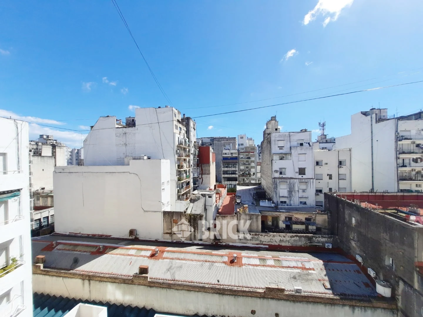 URIBURU JOSE E., PRES. al 500 Piso 6 9