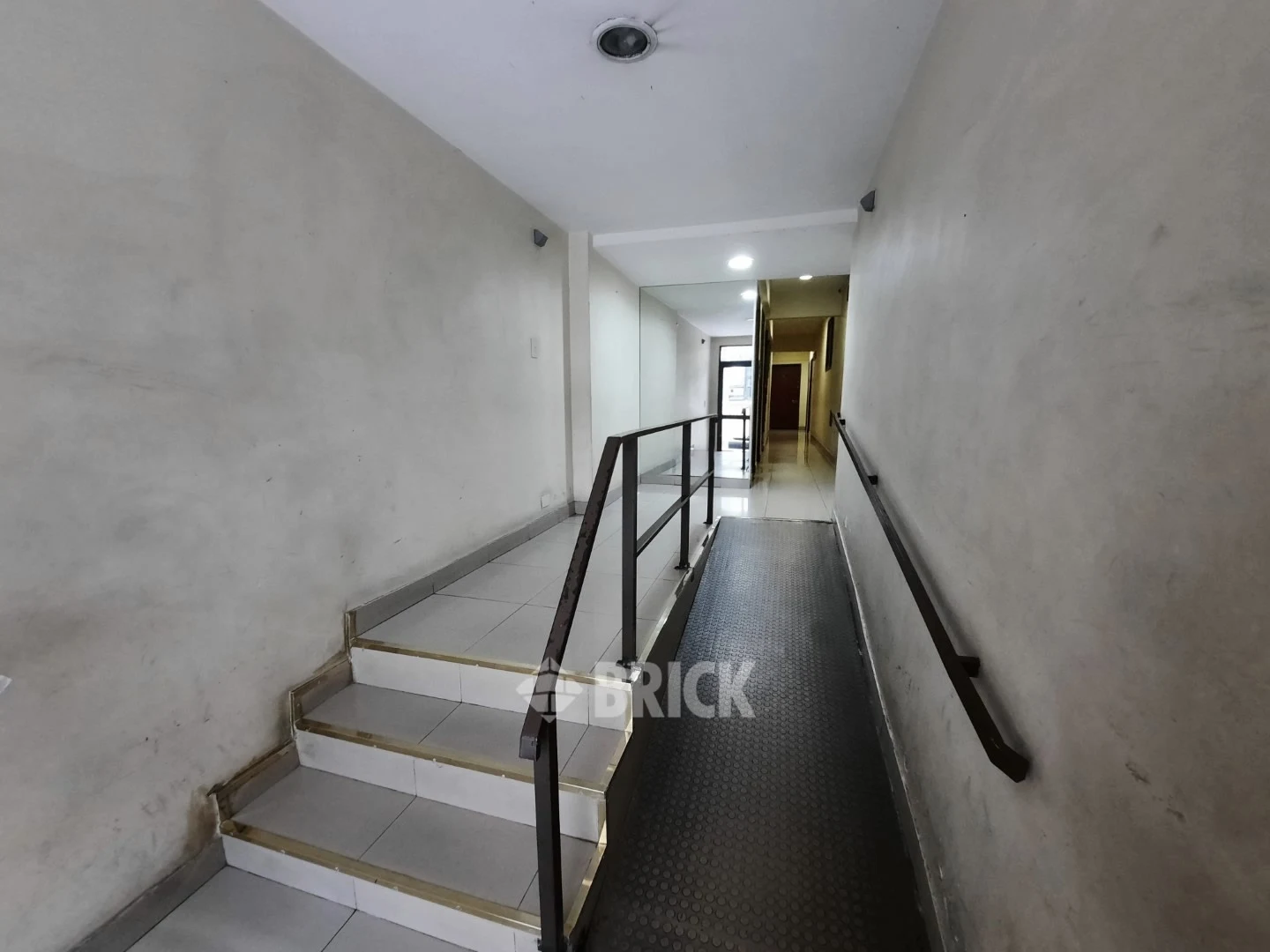 VIAMONTE al 2200 Piso PB 16