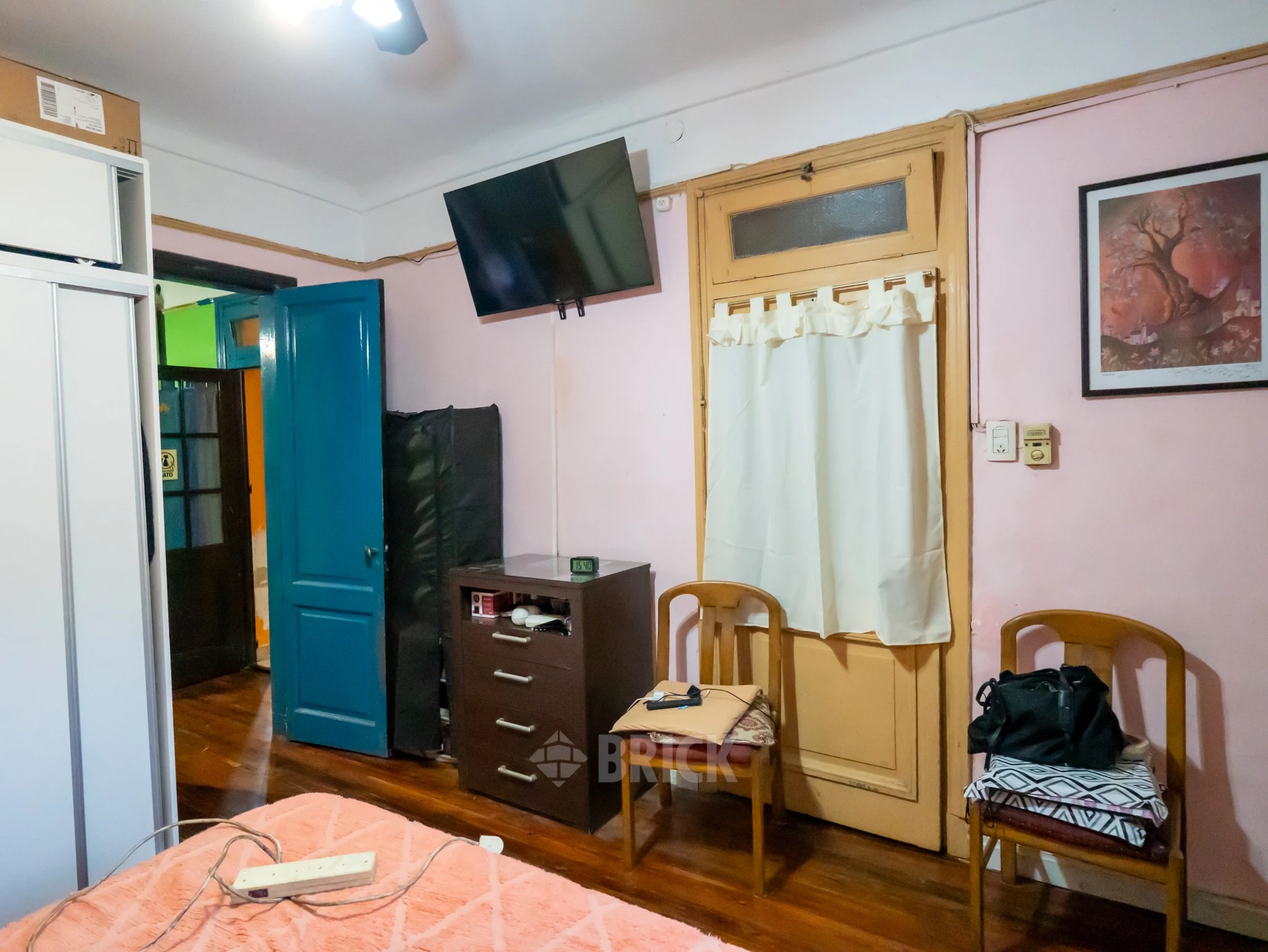 ARANGUREN, JUAN F., DR. al 1800 Piso PB 12
