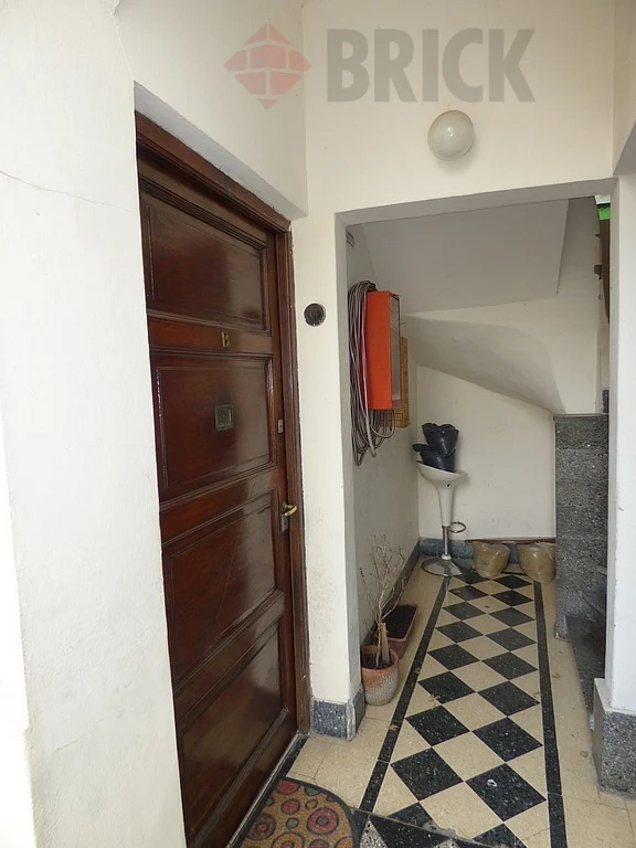 ARANGUREN, JUAN F., DR. al 1800 Piso PB 19