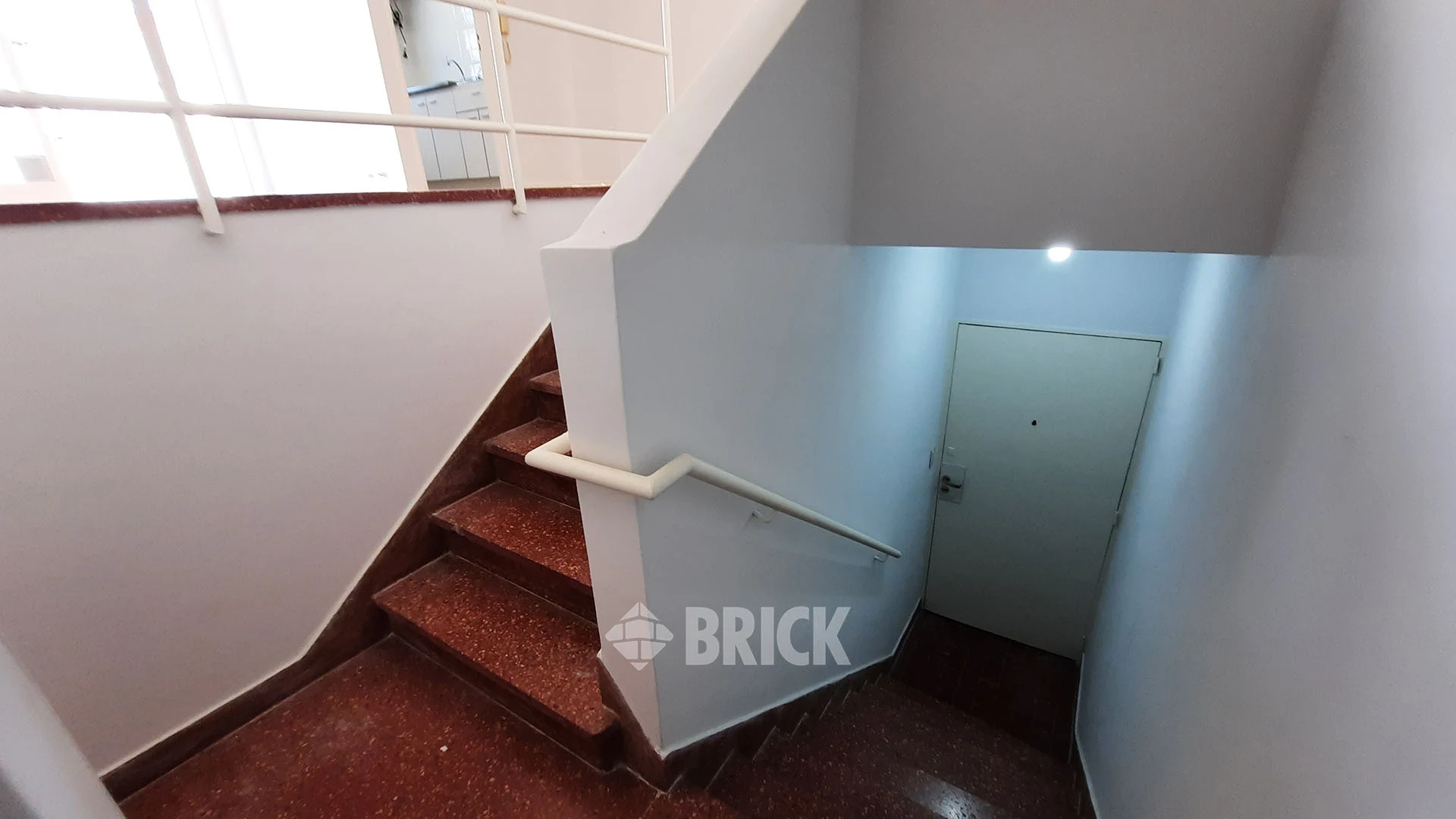 SUIPACHA al 700 Piso 14 20