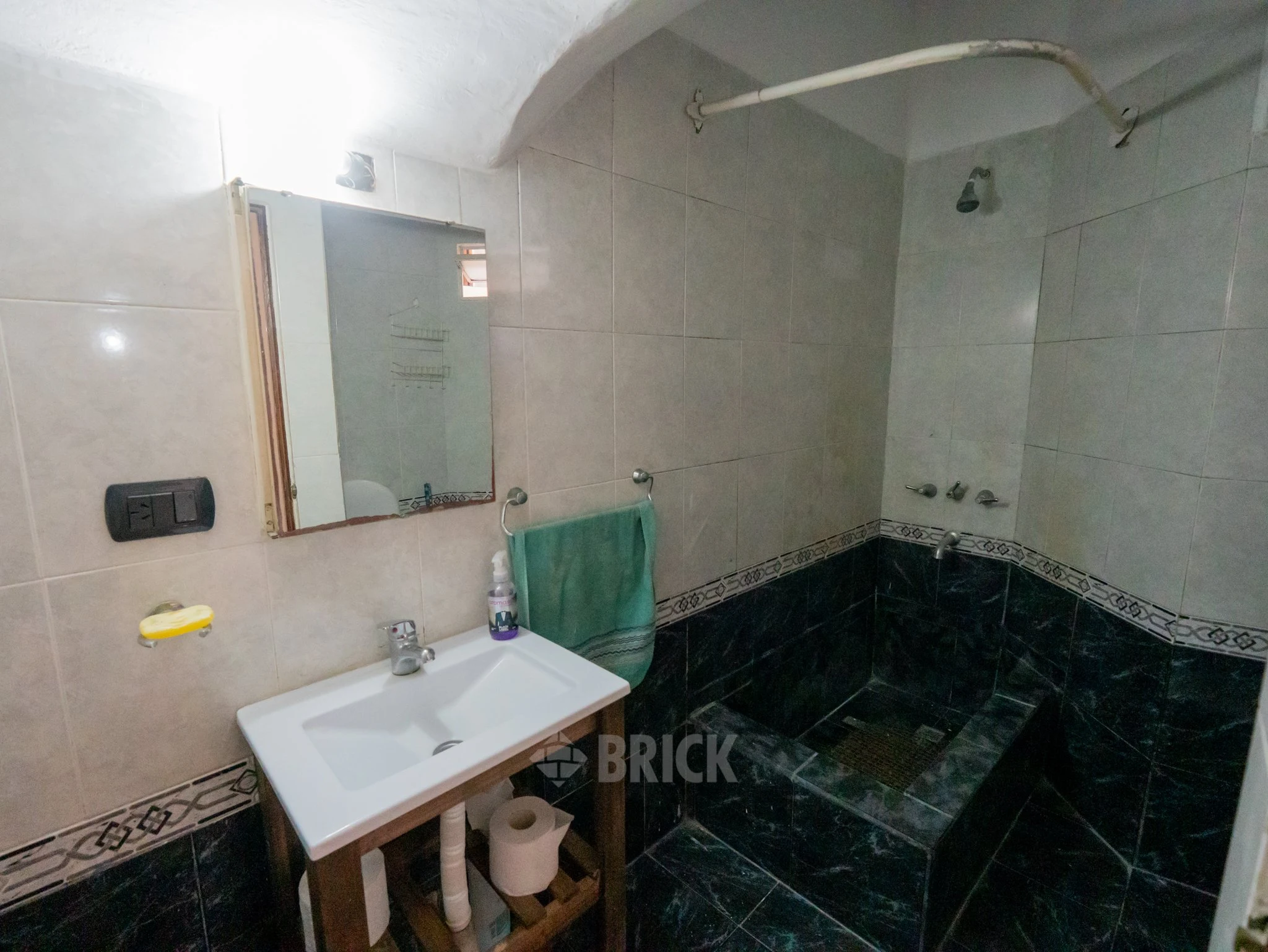 SARANDI al 100 Piso PB 13