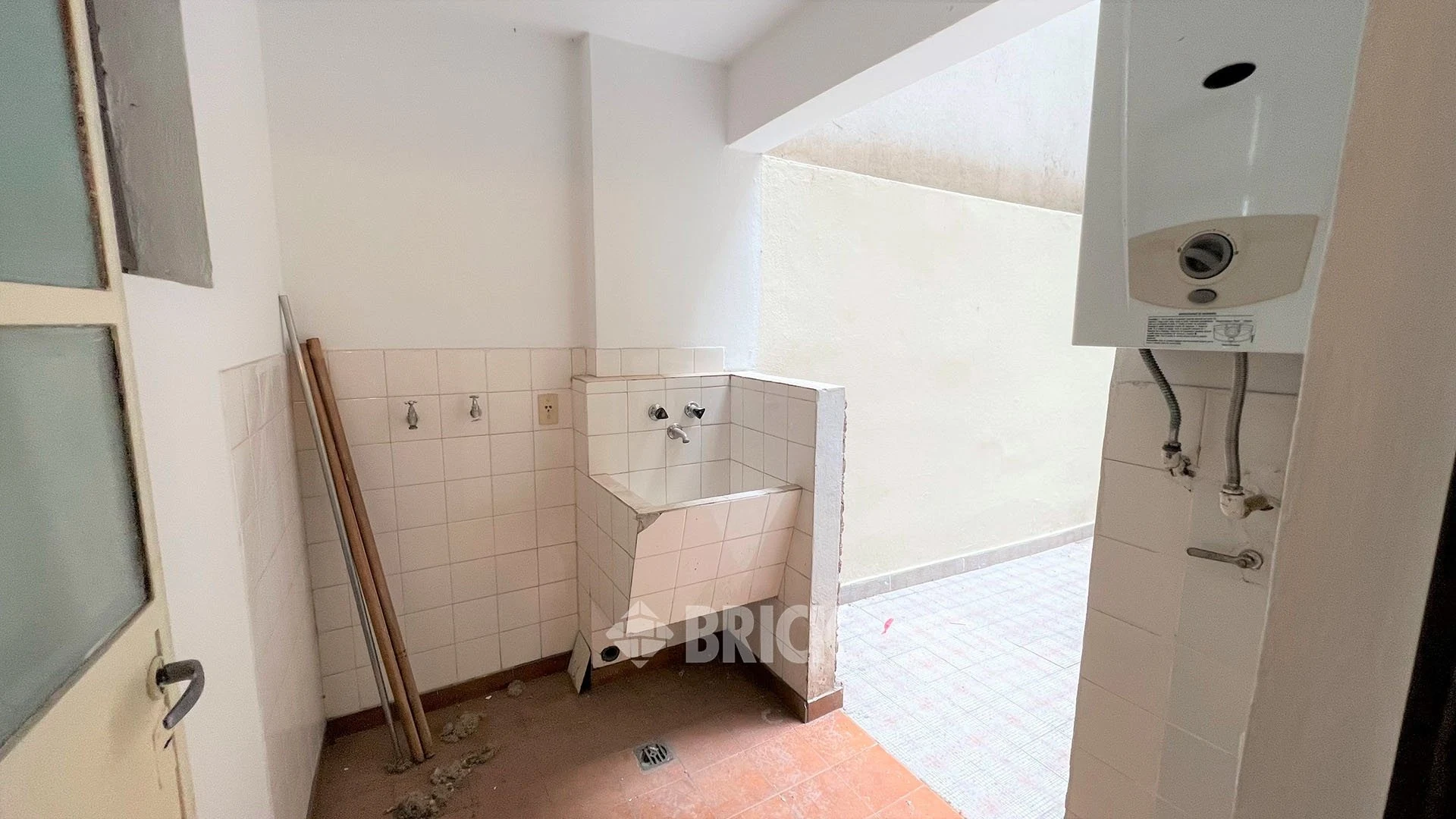 CRAMER, AV. al 2400 Piso 1 13