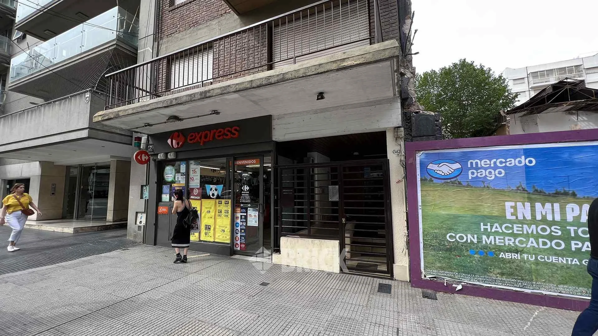CRAMER, AV. al 2400 Piso 1 17