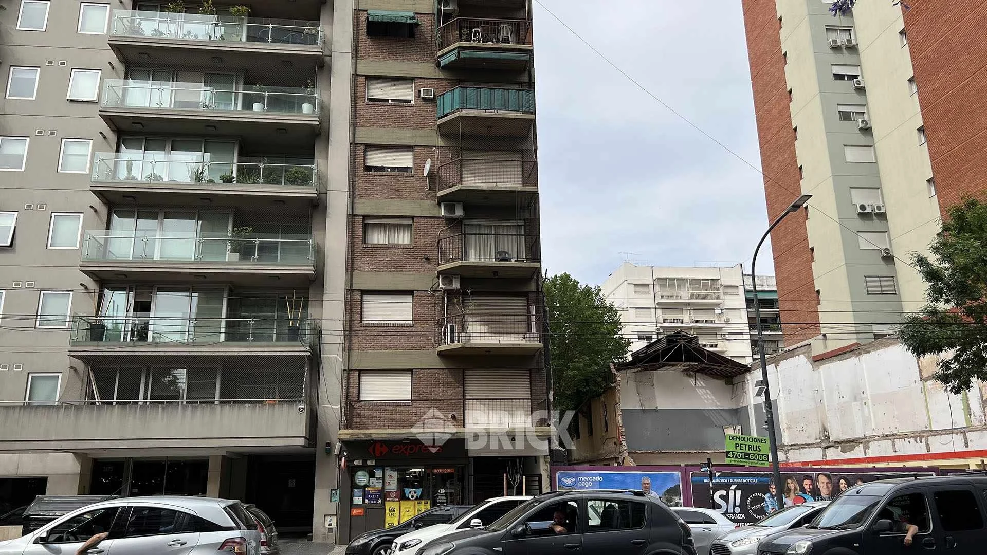 CRAMER, AV. al 2400 Piso 1 19