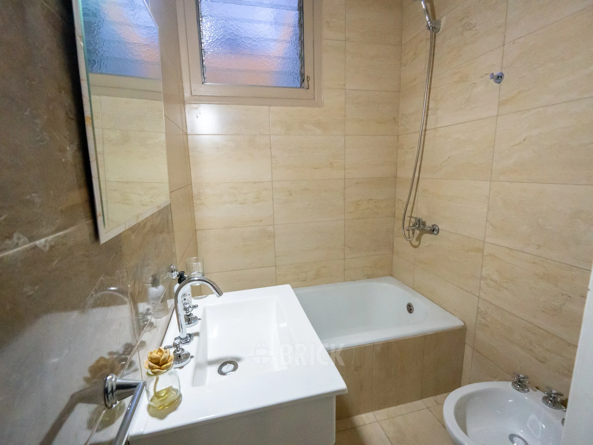YAPEYU al 400 Piso PB 14