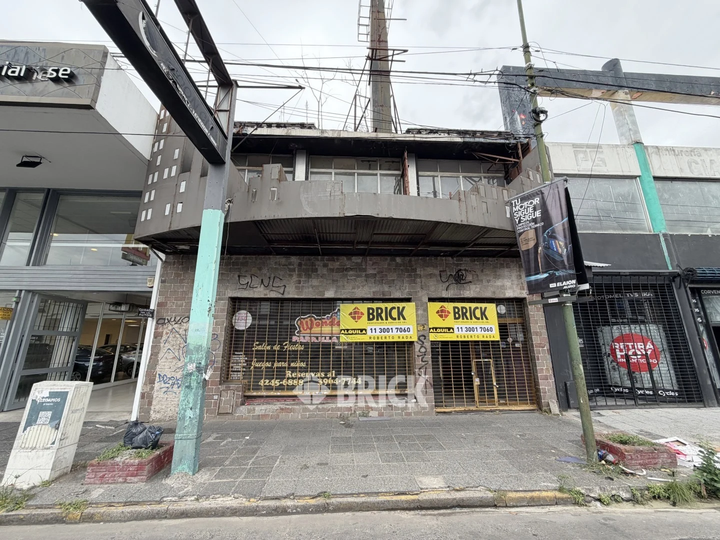 YRIGOYEN, HIPOLITO, AV. al 8200 1