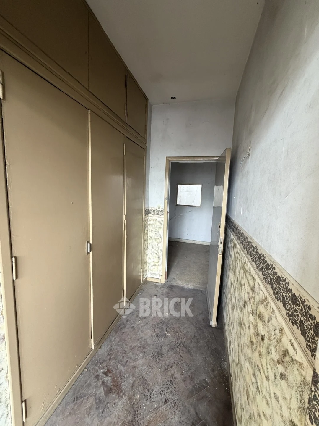 YRIGOYEN, HIPOLITO, AV. al 8200 67
