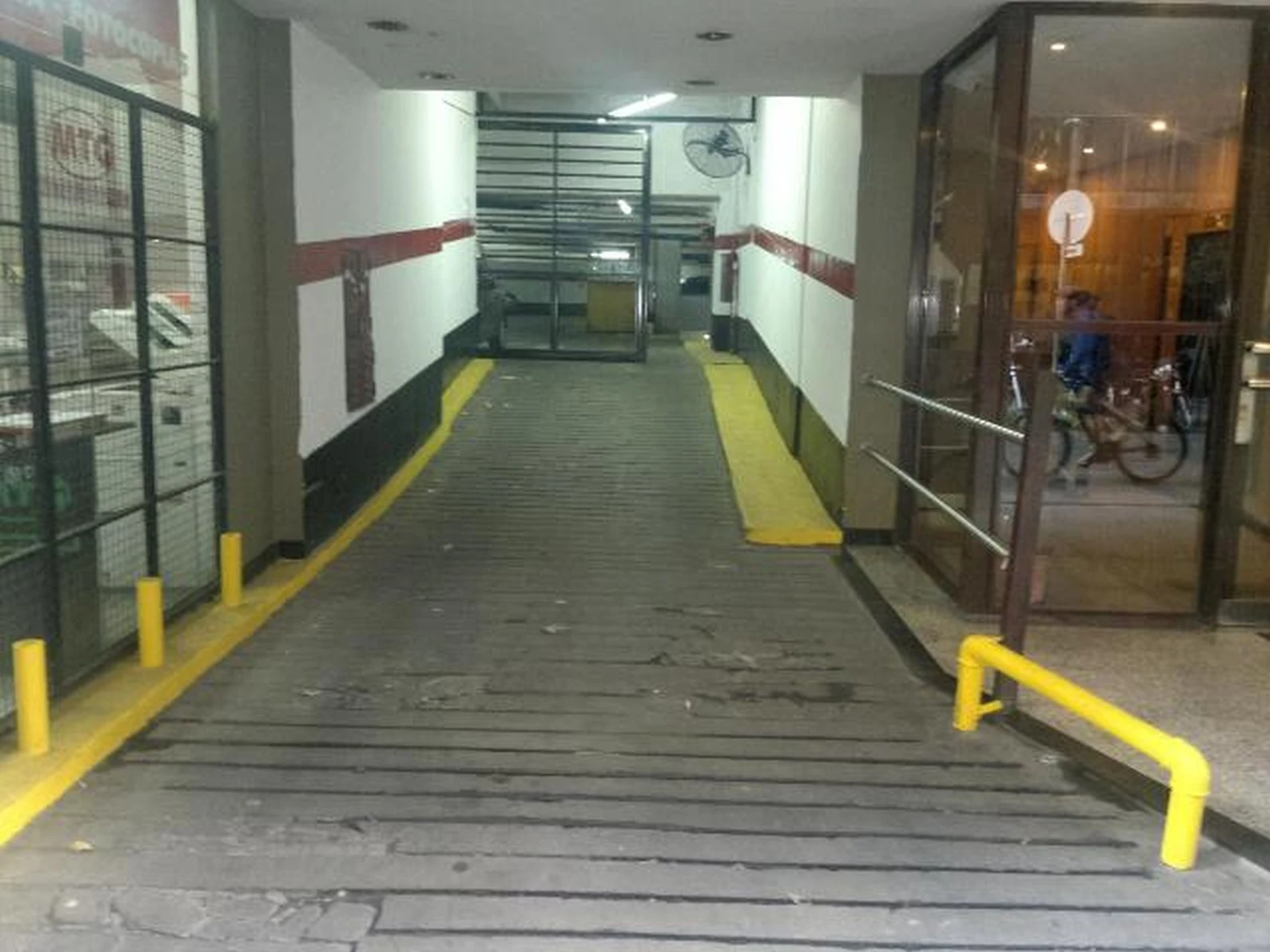 SUIPACHA al 700 Piso 1° SUB. Nº 19 2