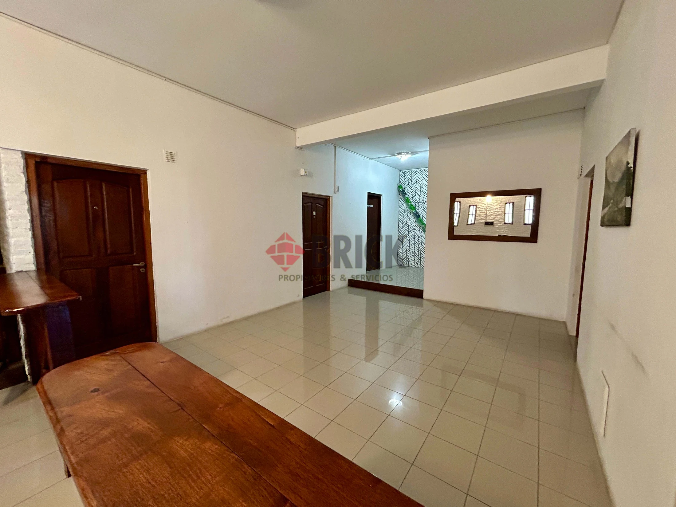 LUIS GARCIA al 1700 Piso 1 1