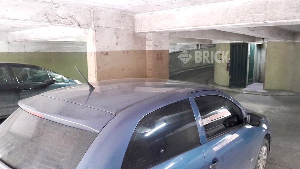 AGUERO al 2000 Piso 1 Nº 44 6