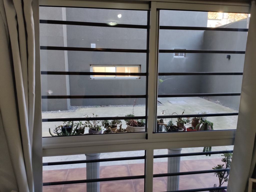 FONROUGE al 200 Piso PB 6