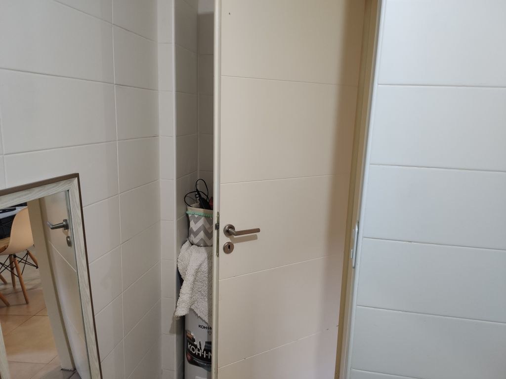 FONROUGE al 200 Piso PB 20