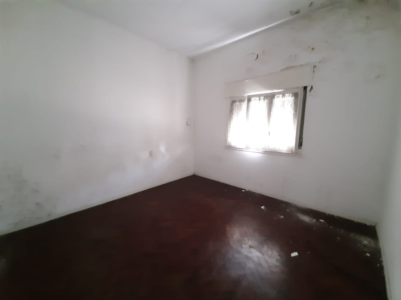 LAS HERAS al 600 Piso PB 4