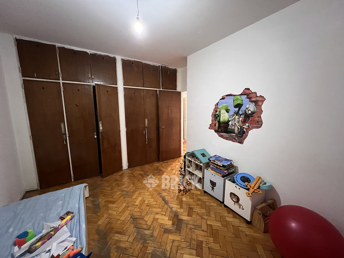 RIVADAVIA, AV. al 2200 Piso 1 14