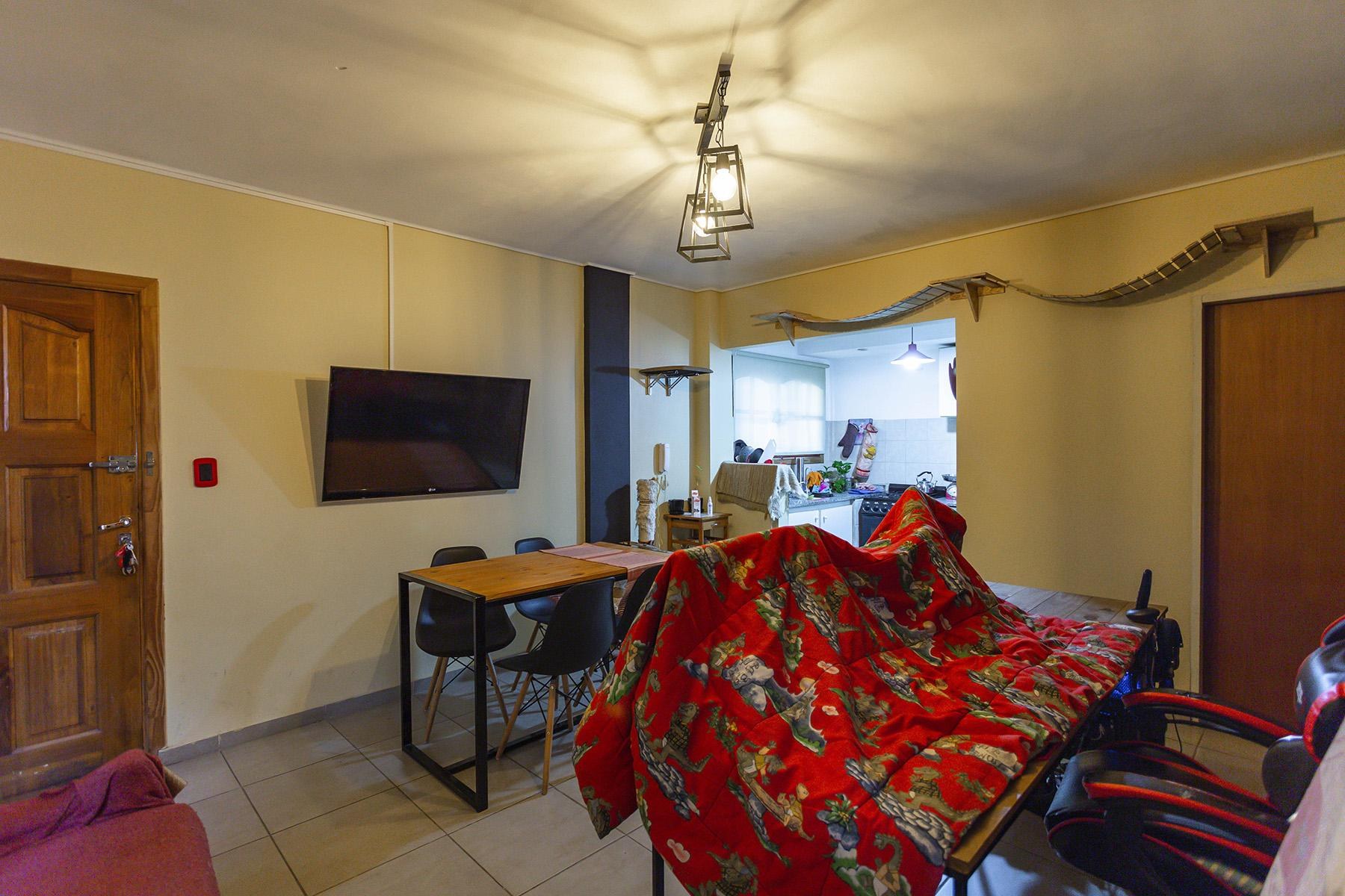 ARENALES al 1100 Piso PB 13