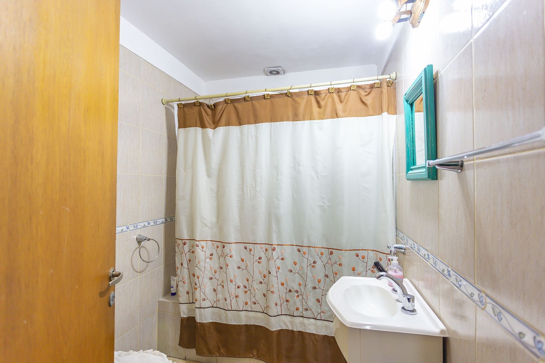 ARENALES al 1100 Piso PB 31