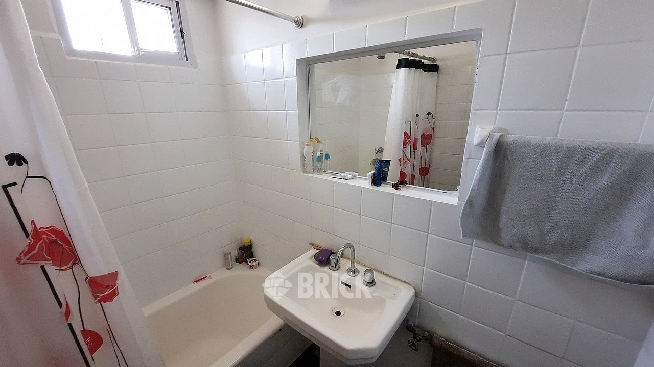 CORRIENTES, AV. al 2100 Piso 10 17