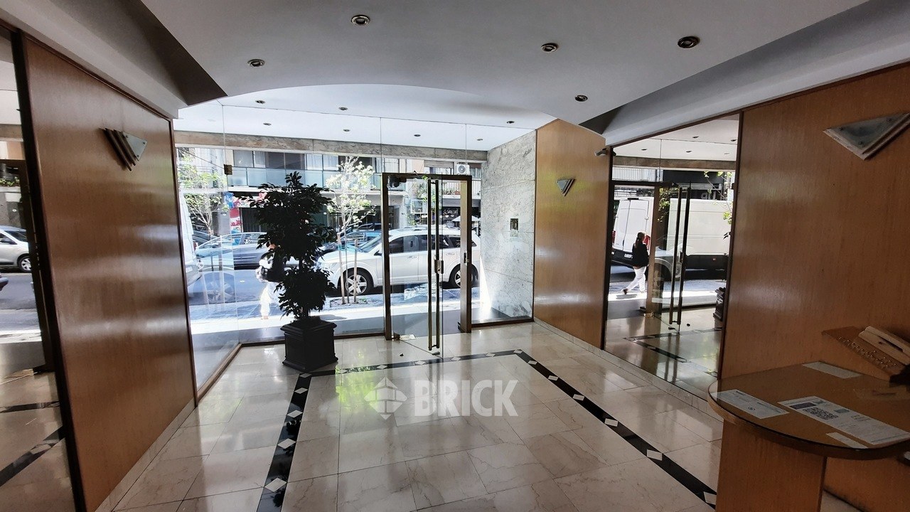 LARREA al 1000 Piso 2 28