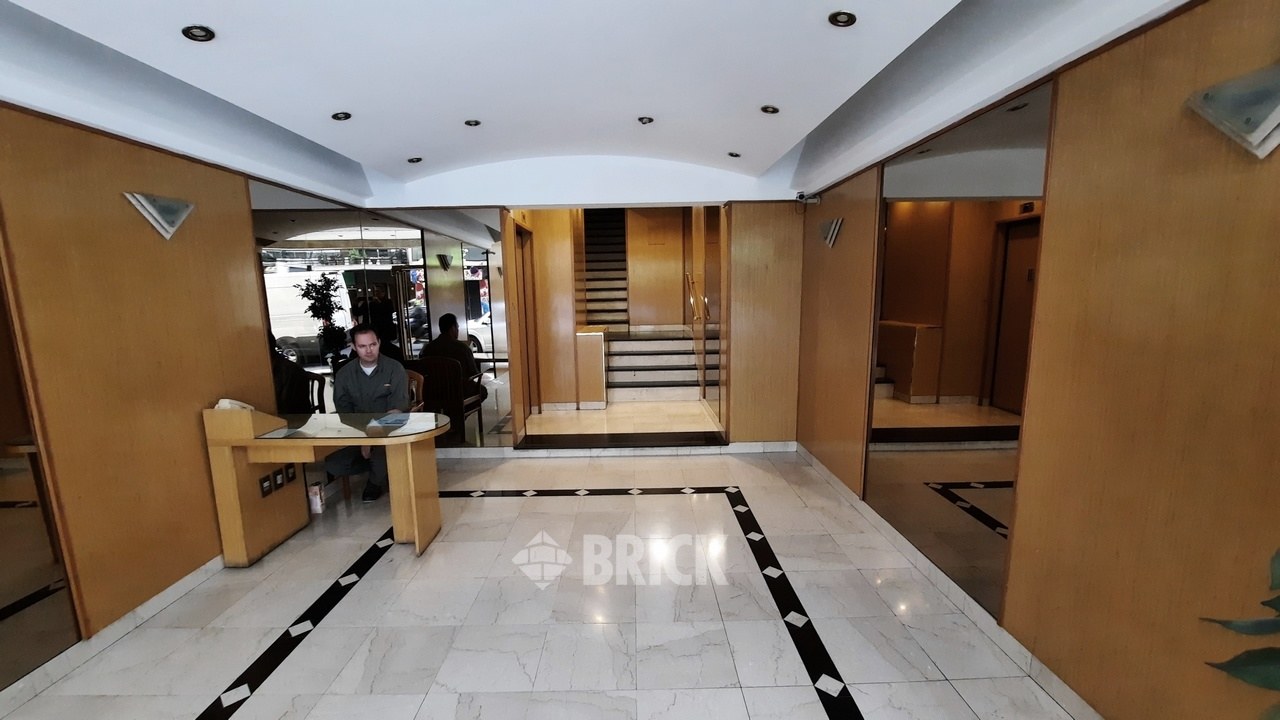 LARREA al 1000 Piso 2 29