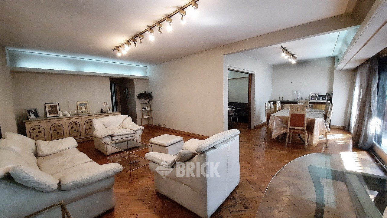 LARREA al 1000 Piso 2 4