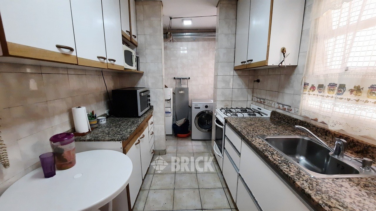 CABRERA, JOSE ANTONIO al 2900 Piso 2 19