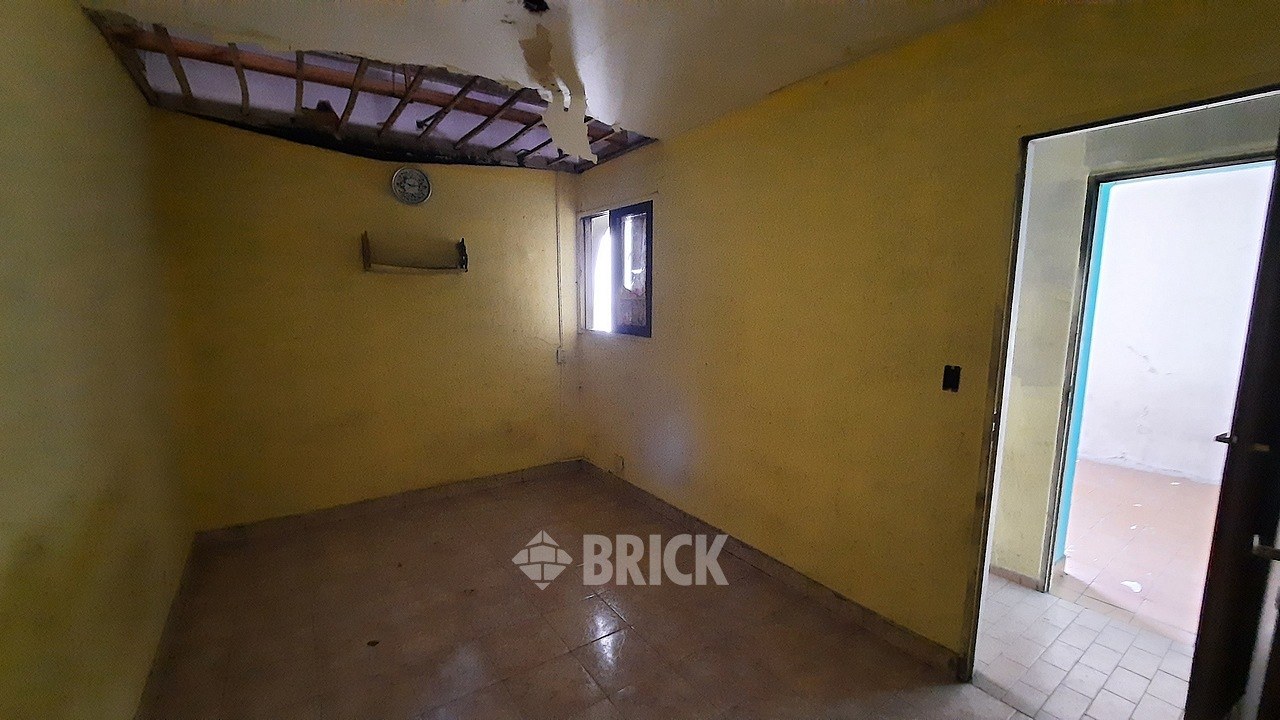 BRASIL, AV. al 1400 Piso 1 15