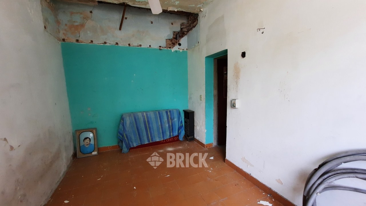 BRASIL, AV. al 1400 Piso 1 19