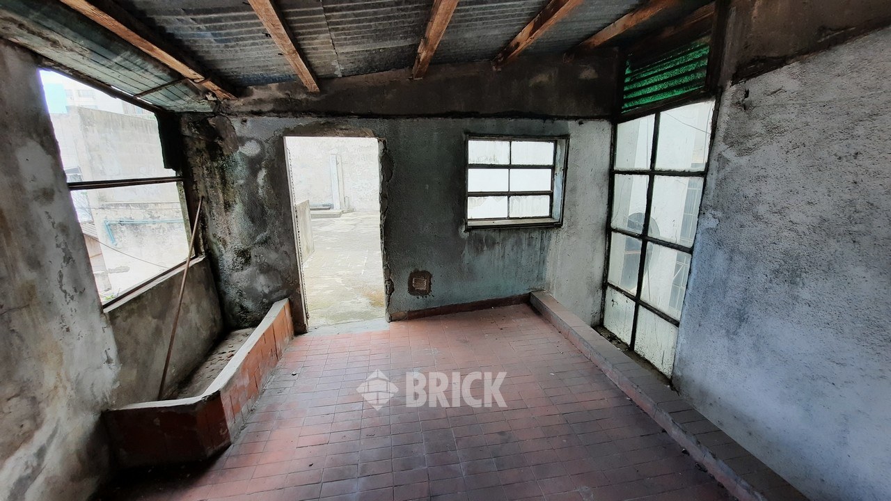 BRASIL, AV. al 1400 Piso 1 25