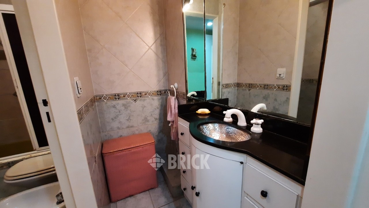 O'HIGGINS al 1700 Piso 2 16