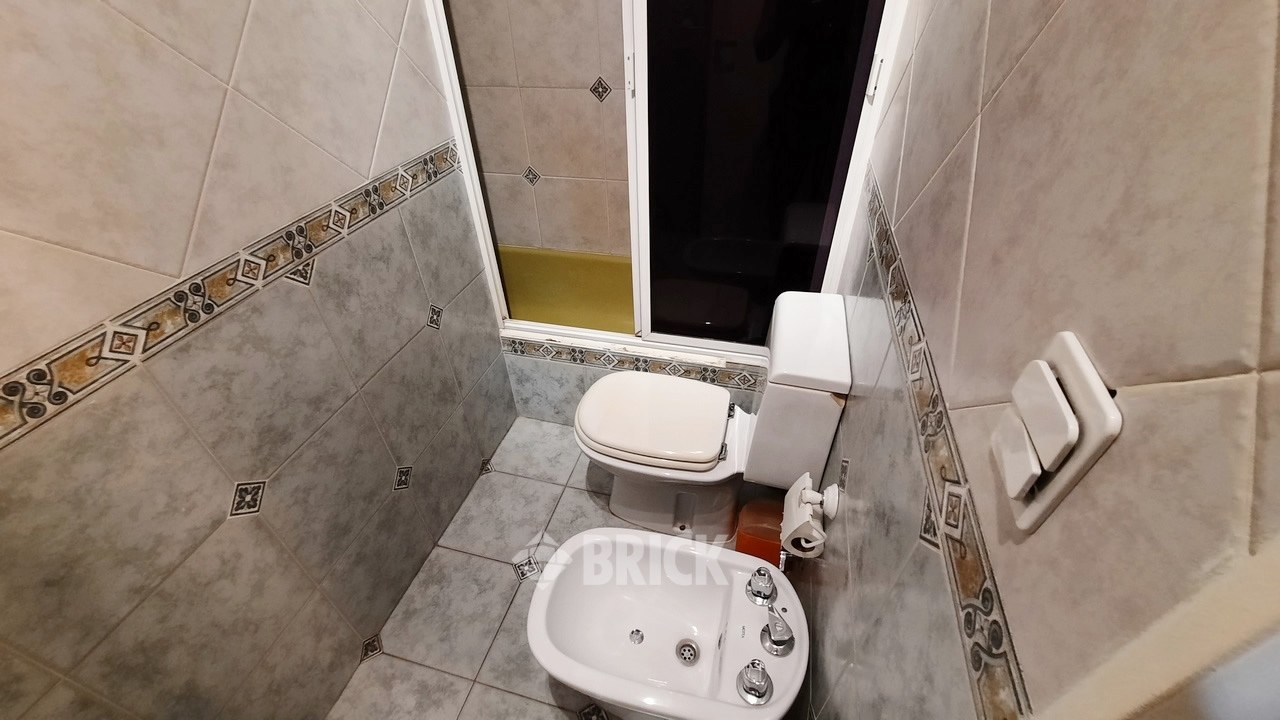 O'HIGGINS al 1700 Piso 2 17