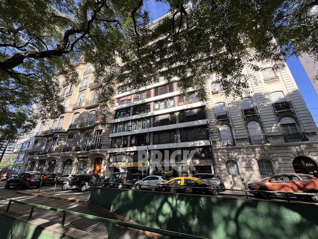 PARAGUAY al 1100 Piso 7 40