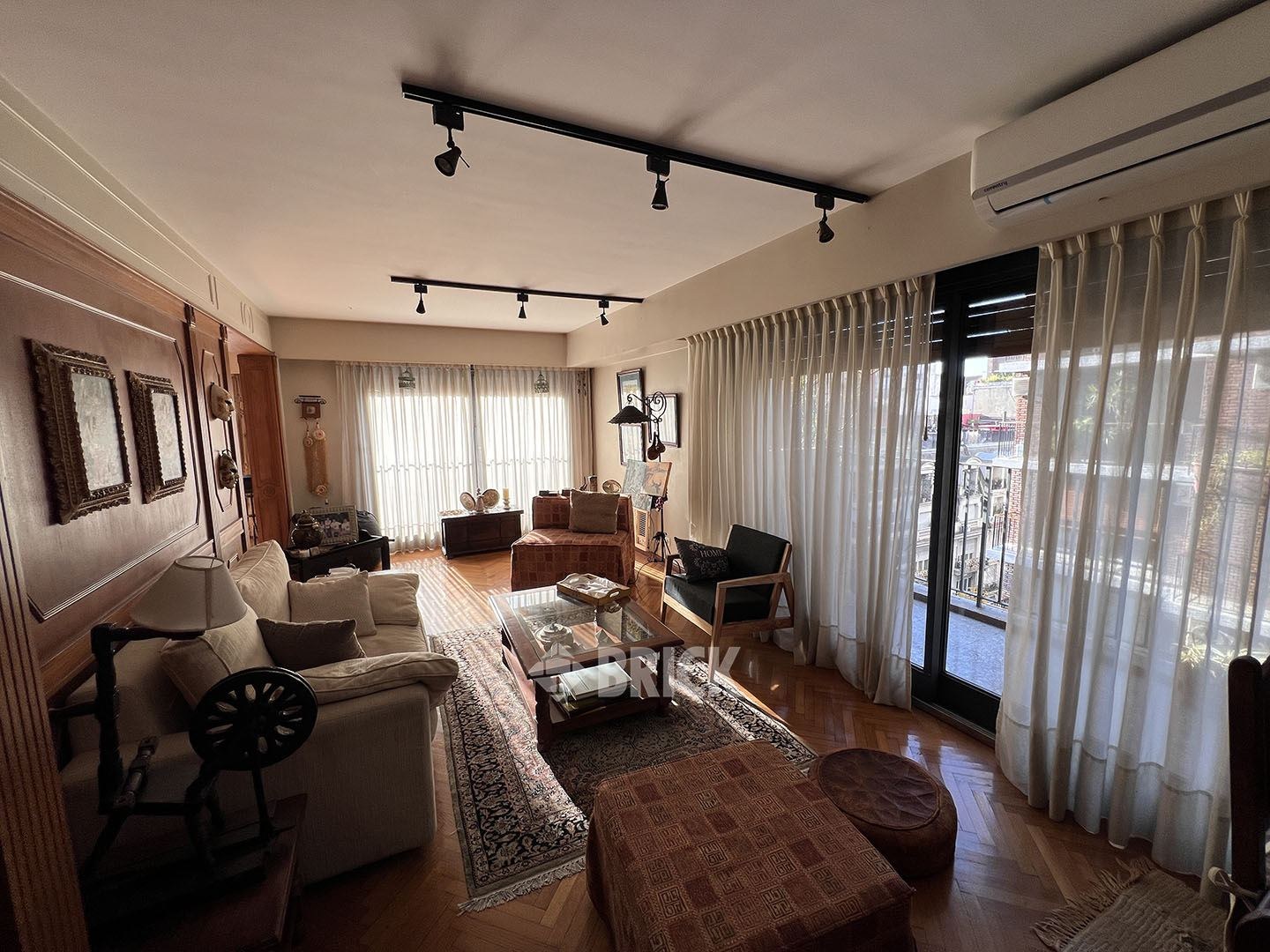 LA PAMPA al 1900 Piso 9 5