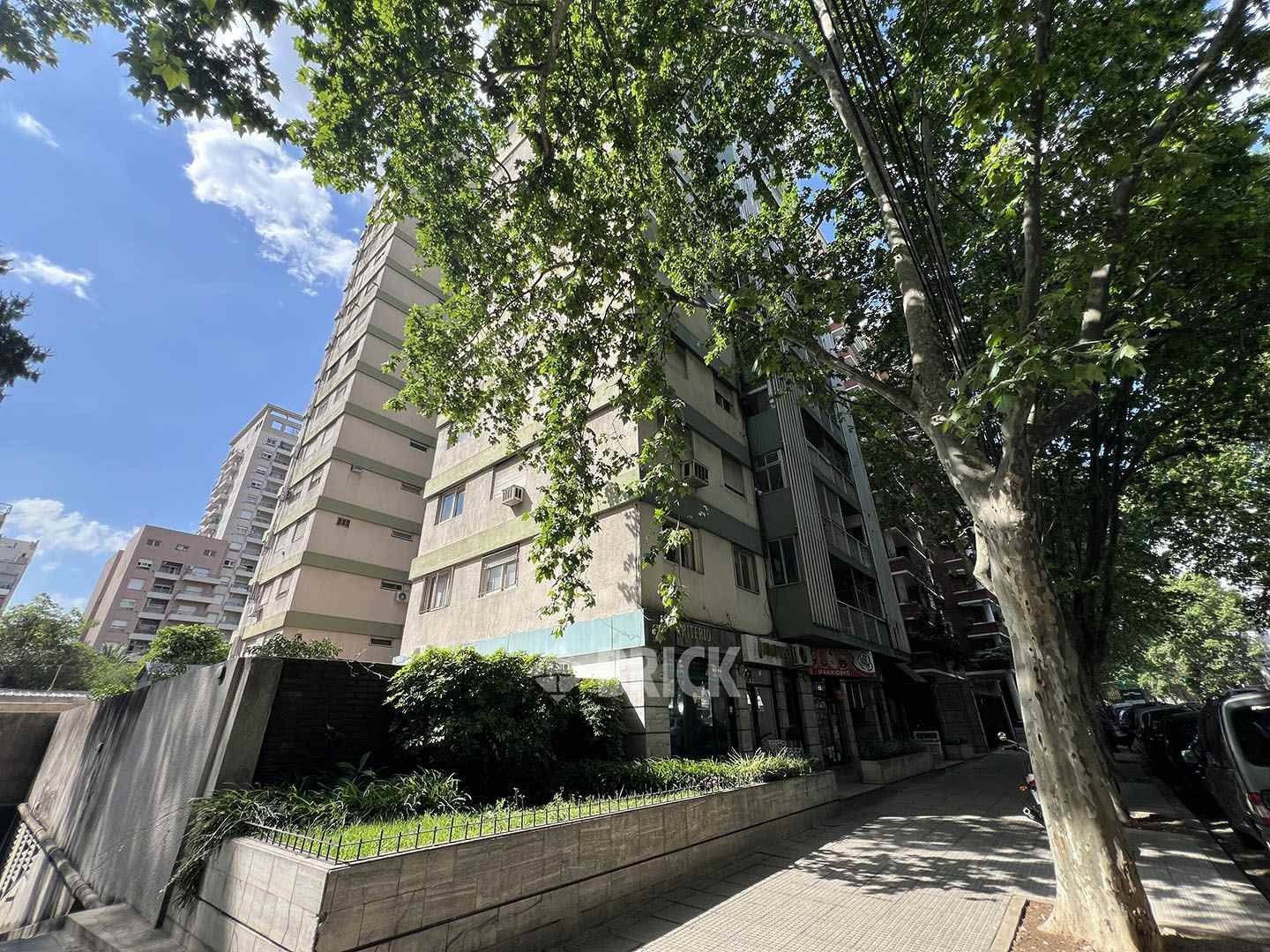 AVELLANEDA, AV. al 1800 Piso 5 13