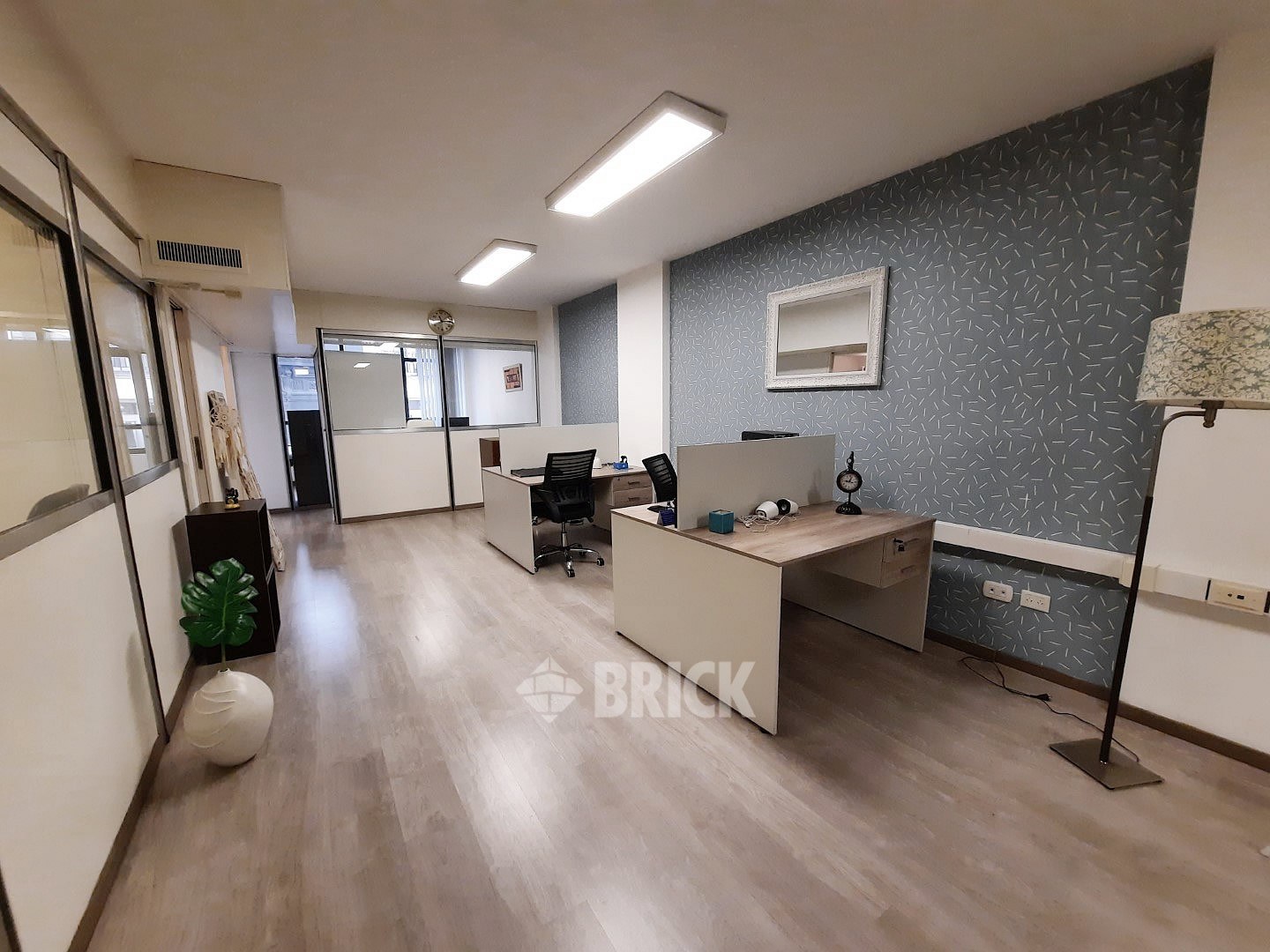 SARMIENTO al 1400 Piso 4 1