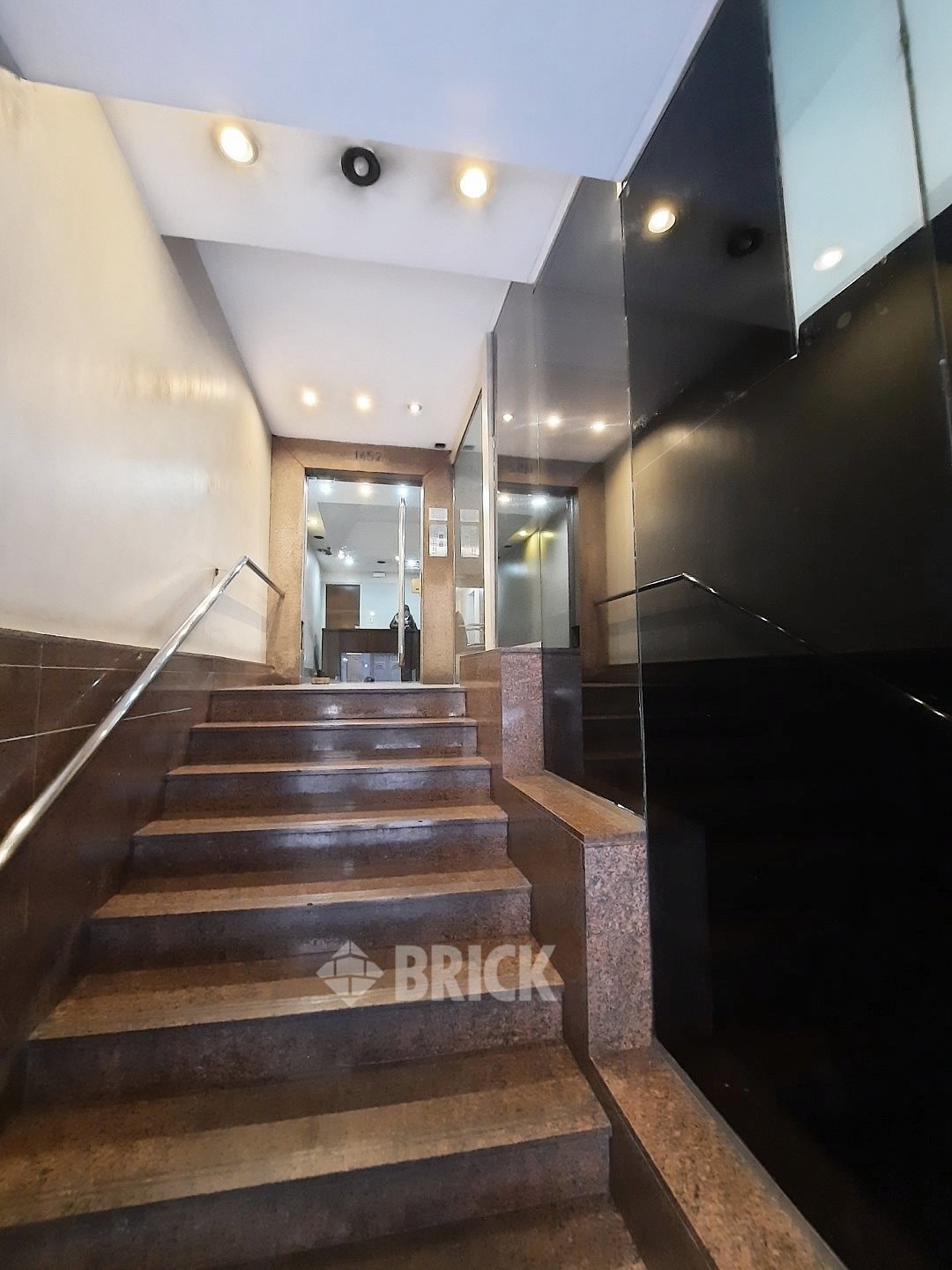 SARMIENTO al 1400 Piso 4 25