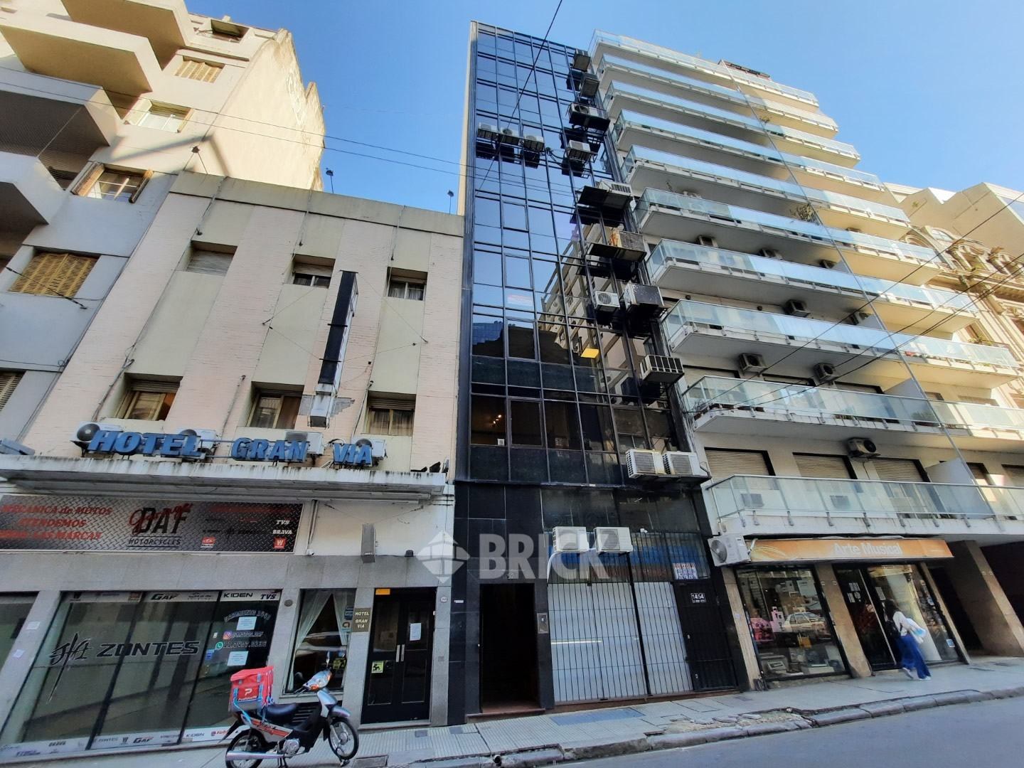 SARMIENTO al 1400 Piso 4 27