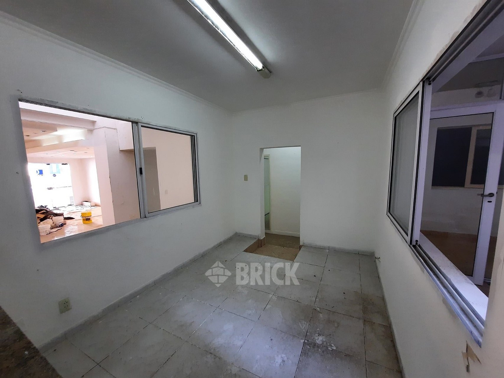 CALVO, CARLOS al 1100 15