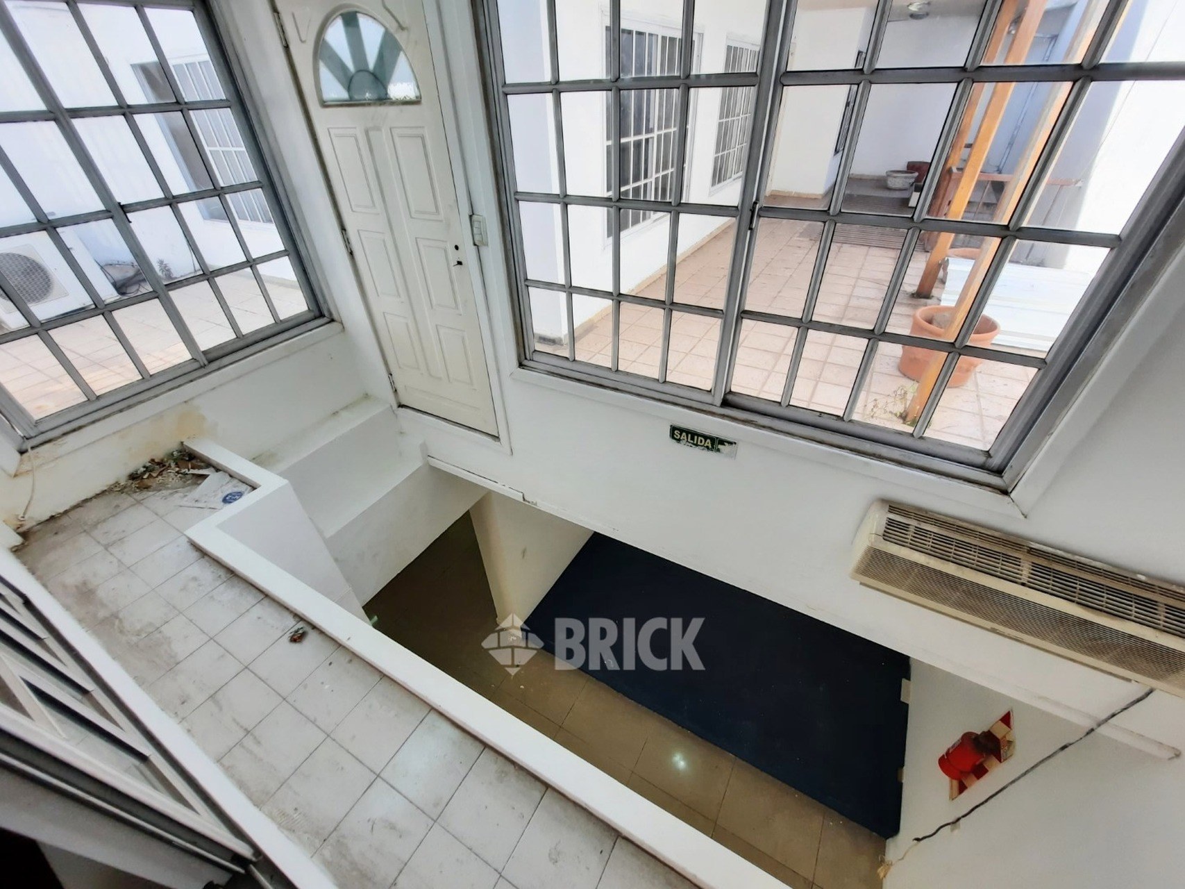 CALVO, CARLOS al 1100 55